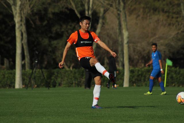 中国男篮仍有机会拿奥运门票 目前日本最占优